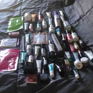 55 pc beautiful Beaty travel samples all urs
